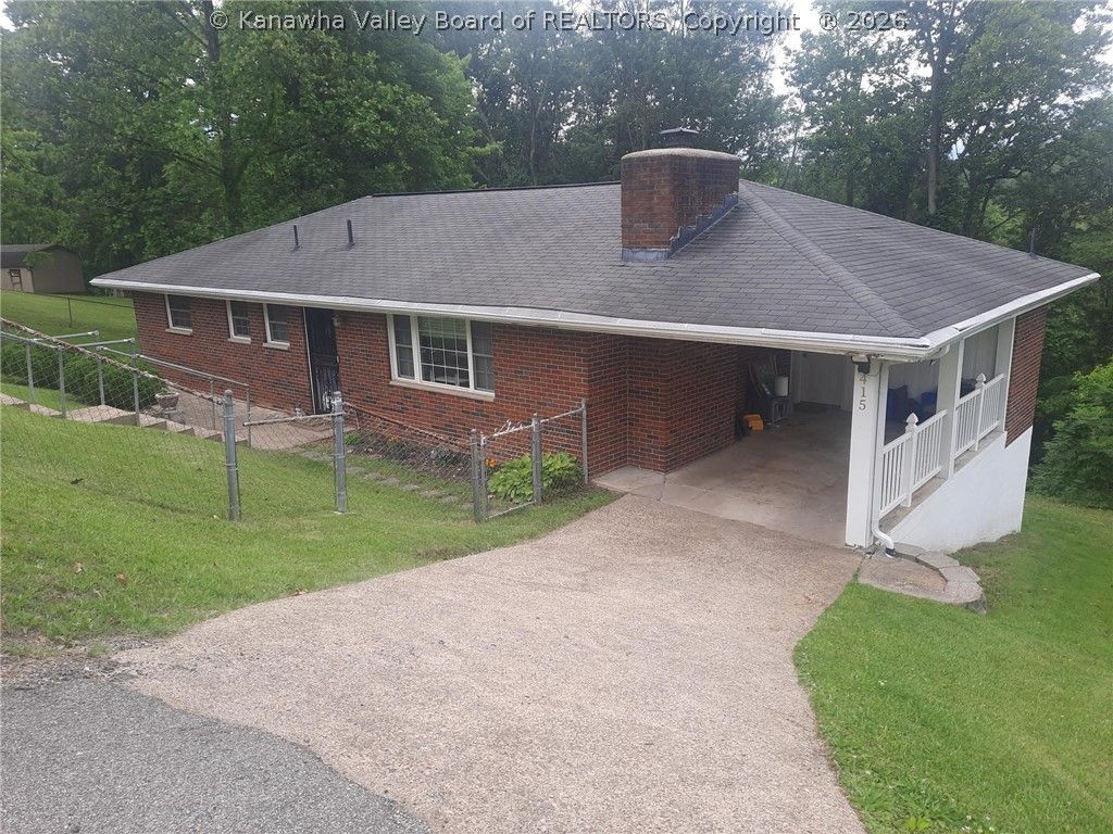 415 Skyline Drive, Charleston, WV 25302