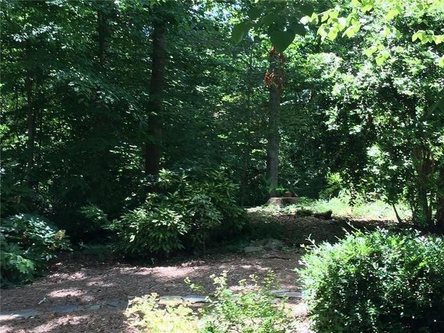 4690 Huntley Drive, Atlanta, GA 30342