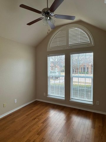 2069 Whispering Cove, Lewisville, TX 75067