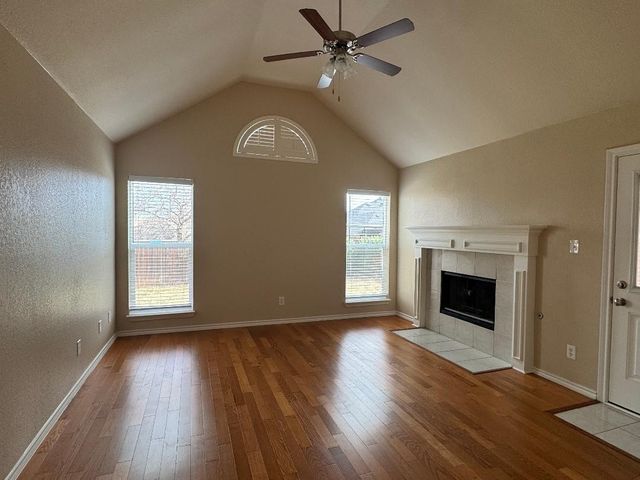 2069 Whispering Cove, Lewisville, TX 75067