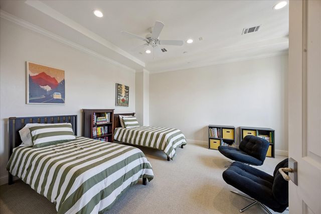 3928 W Main Street, Houston, TX 77027