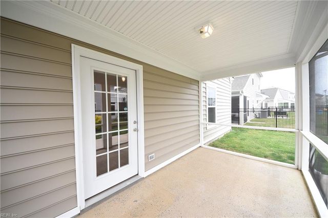 126 Peck LN, Suffolk, VA 23434