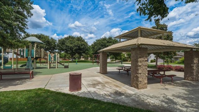 6070 Orchard View Dr, Elk Grove, CA 95757