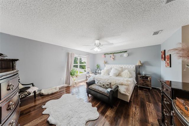 554 BRISTOL CIRCLE, Kissimmee, FL 34758