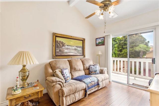 6454 N Beechwood Avenue, San Bernardino, CA 92407