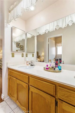 6454 N Beechwood Avenue, San Bernardino, CA 92407