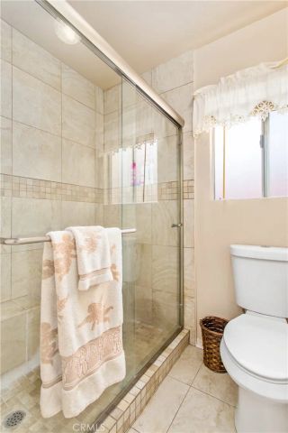 6454 N Beechwood Avenue, San Bernardino, CA 92407