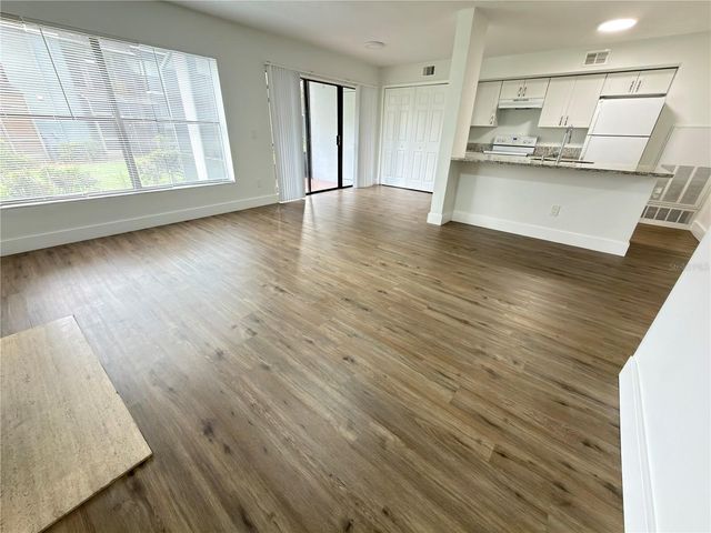 4702 SUTTON TERRACE 108, Orlando, FL 32811