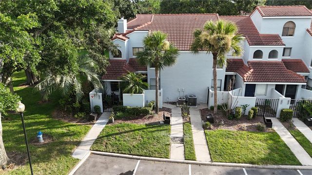 4702 SUTTON TERRACE 108, Orlando, FL 32811