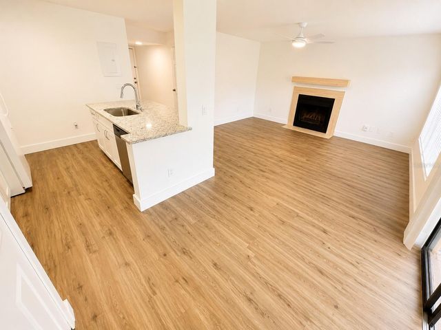 4702 SUTTON TERRACE 108, Orlando, FL 32811