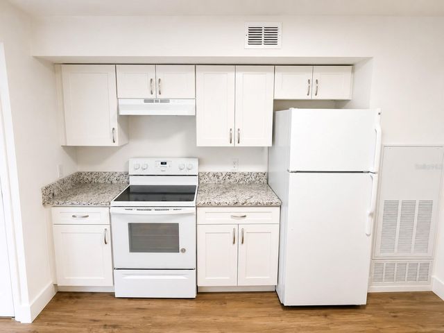 4702 SUTTON TERRACE 108, Orlando, FL 32811