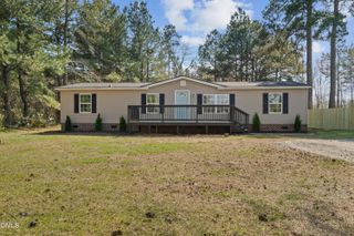 193 John L Road, Maxton, NC 28364