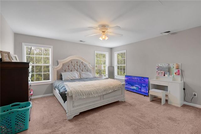 722 Riverside Drive NW, Calhoun, GA 30701
