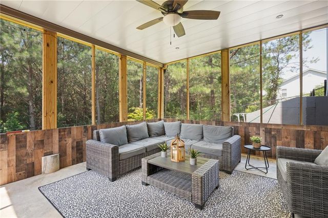 722 Riverside Drive NW, Calhoun, GA 30701