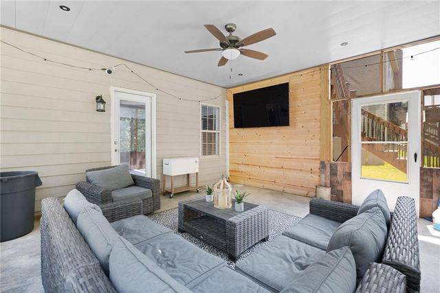 722 Riverside Drive NW, Calhoun, GA 30701
