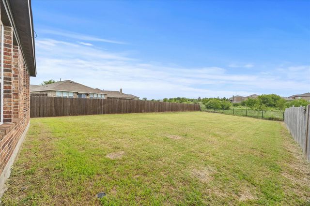5220 Prairie Rose Drive, Forney, TX 75126