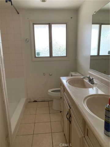 2282 E 17th, San Bernardino, CA 92404
