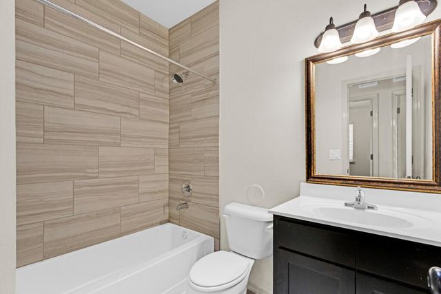 11069 Gem Valley Road, Socorro, TX 79927