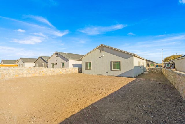 11069 Gem Valley Road, Socorro, TX 79927