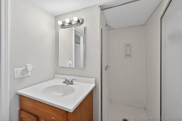 515 W Delaware, Vinita, OK 74301