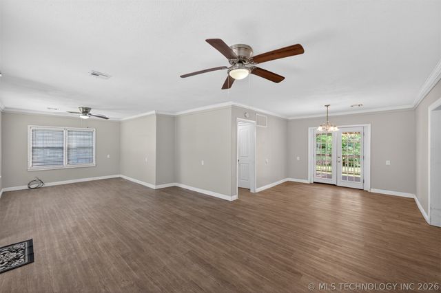 515 W Delaware, Vinita, OK 74301