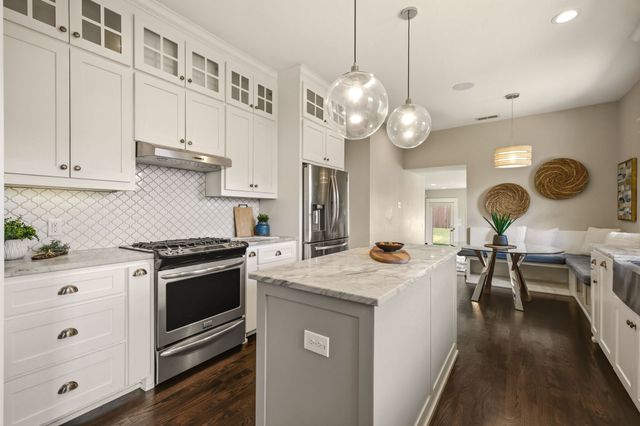 209 S Windomere Avenue, Dallas, TX 75208