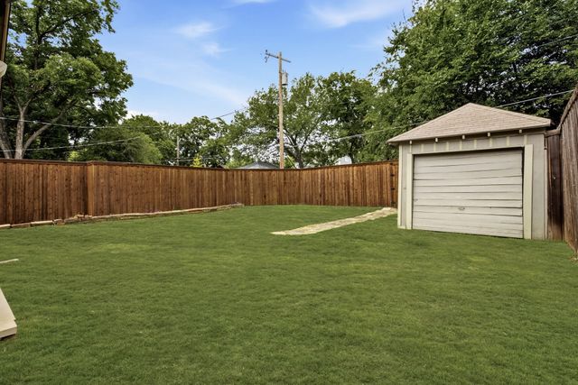 209 S Windomere Avenue, Dallas, TX 75208