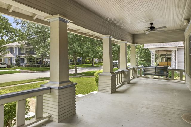 209 S Windomere Avenue, Dallas, TX 75208