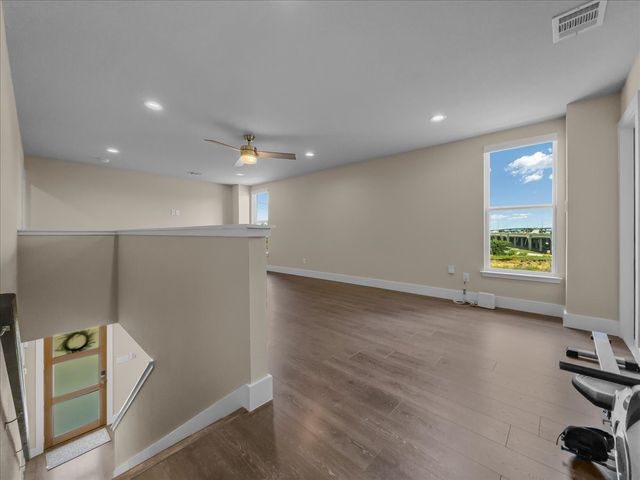 614 N M L King Jr Boulevard, Grand Prairie, TX 75050