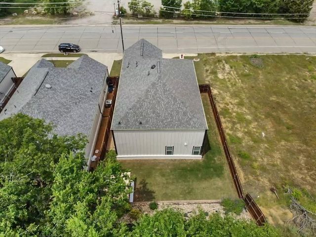 614 N M L King Jr Boulevard, Grand Prairie, TX 75050