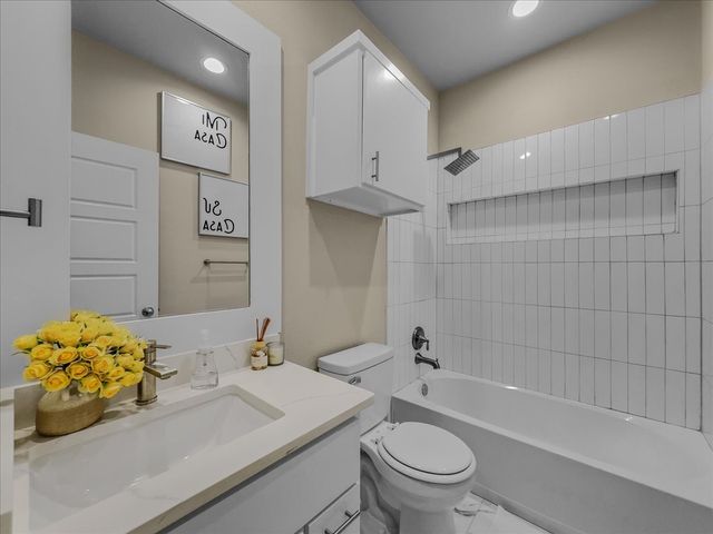 614 N M L King Jr Boulevard, Grand Prairie, TX 75050