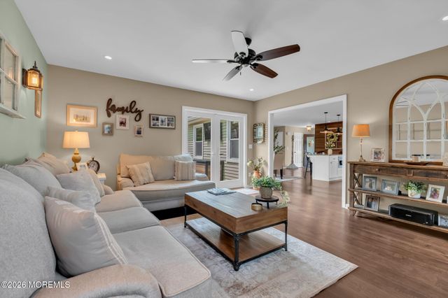 16 Aldgate Drive, Brick, NJ 08724
