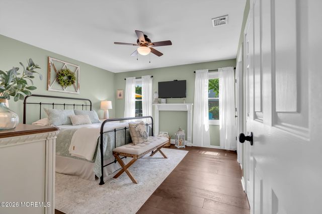 16 Aldgate Drive, Brick, NJ 08724