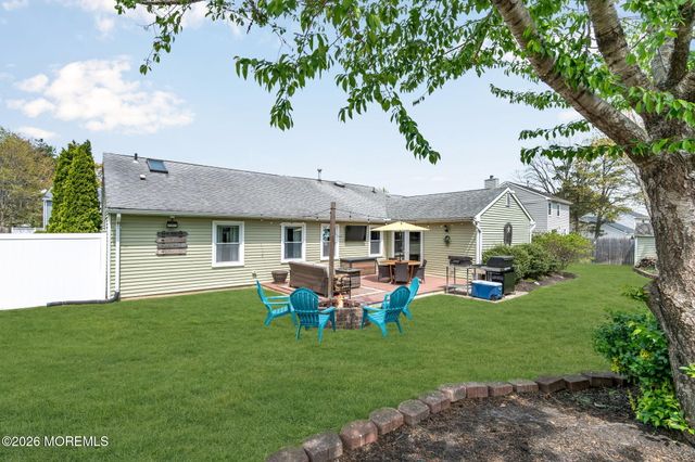 16 Aldgate Drive, Brick, NJ 08724