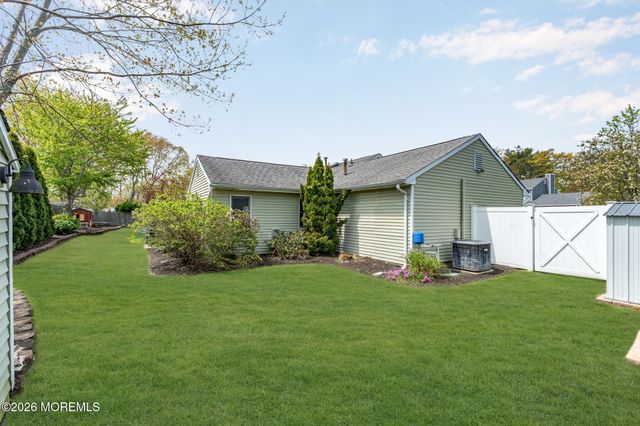 16 Aldgate Drive, Brick, NJ 08724