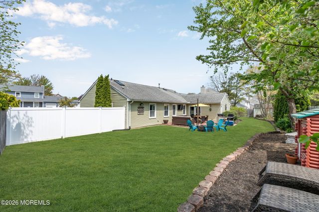 16 Aldgate Drive, Brick, NJ 08724