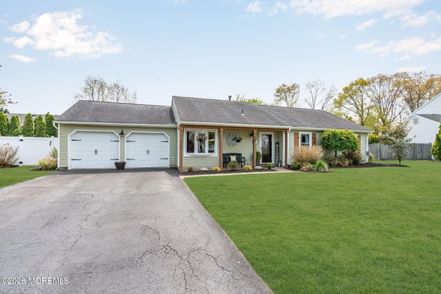 16 Aldgate Drive, Brick, NJ 08724