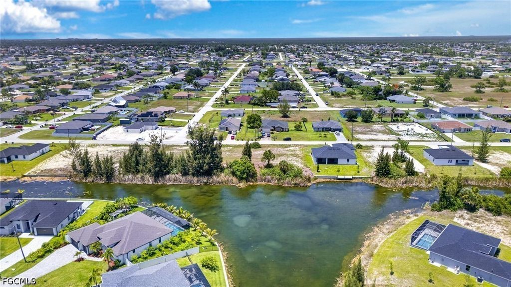 2108 NW 21st ST, Cape Coral, FL 33993