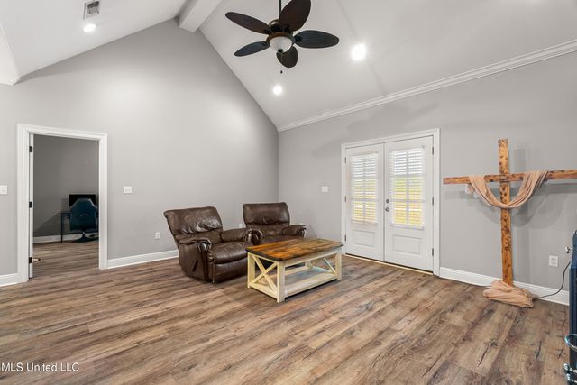 125 Canty Rayborn Road, Sumrall, MS 39482