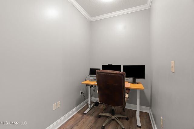 125 Canty Rayborn Road, Sumrall, MS 39482