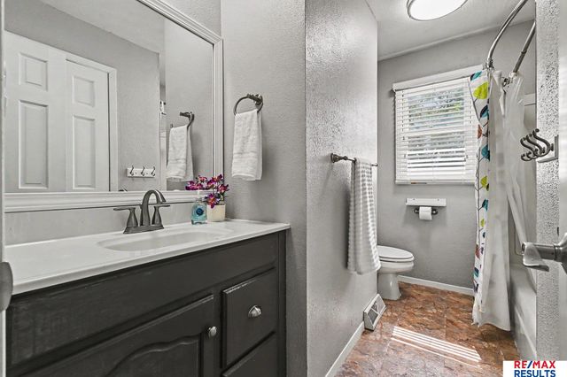 1005 Dogwood Circle, Bellevue, NE 68005