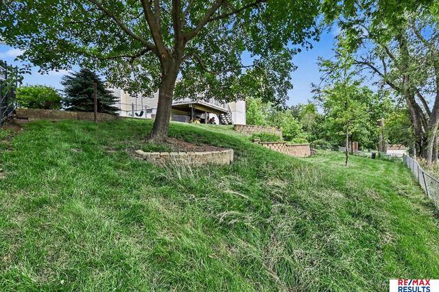 1005 Dogwood Circle, Bellevue, NE 68005