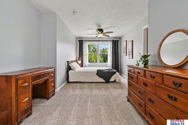 1005 Dogwood Circle, Bellevue, NE 68005