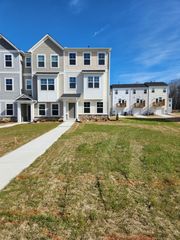 2431 Kasota Lane, Raleigh, NC 27610