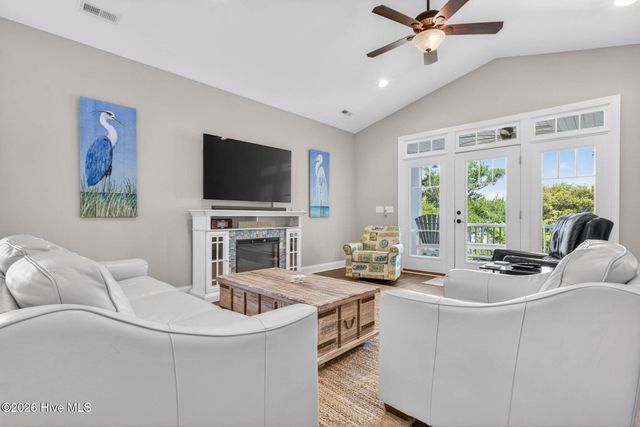 1903 E Yacht Drive, Oak Island, NC 28465