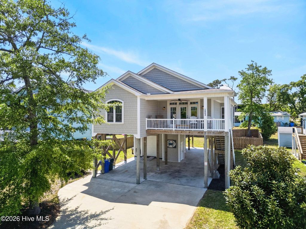 1903 E Yacht Drive, Oak Island, NC 28465