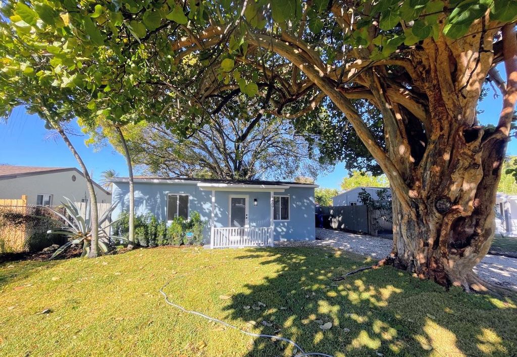 1409 NW 5th Avenue, Fort Lauderdale, FL 33311