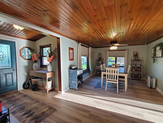 5001 N MCCARTHY ROAD, Appleton, WI 54913