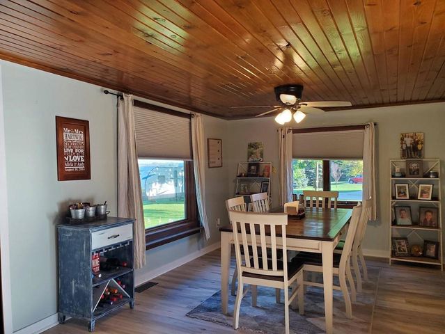 5001 N MCCARTHY ROAD, Appleton, WI 54913