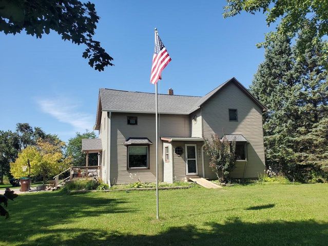 5001 N MCCARTHY ROAD, Appleton, WI 54913